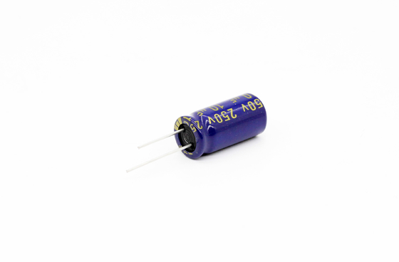Condensatore elettrolitico di alluminio basso 10uf250v 8x16mm di esr