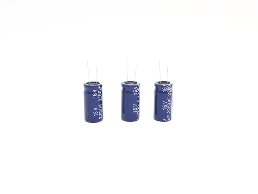 Condensatore elettrolitico di alluminio basso ad alta frequenza 2200UF16V 13X25mm di esr