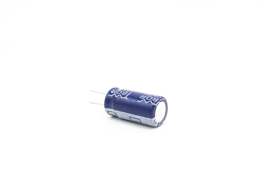 Condensatore elettrolitico di alluminio basso ad alta frequenza 2200UF16V 13X25mm di esr