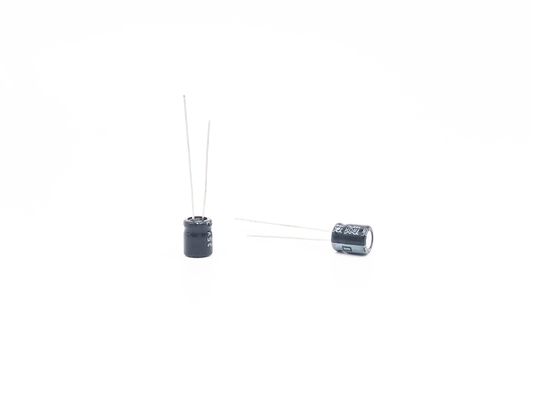 Condensatori elettrolitici di alluminio miniatura neri 47UF 35V TW BOR