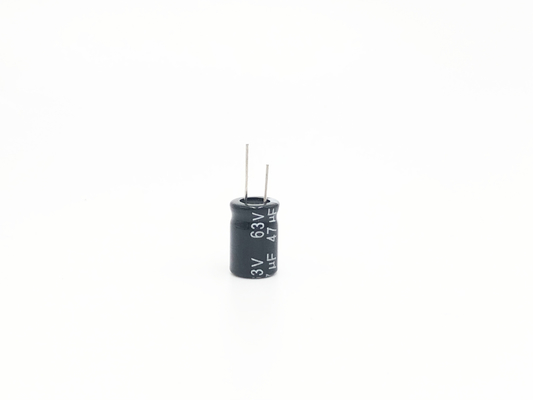 47UF63V grande capacità elettrolitica di alluminio miniatura dei condensatori 8x12mm