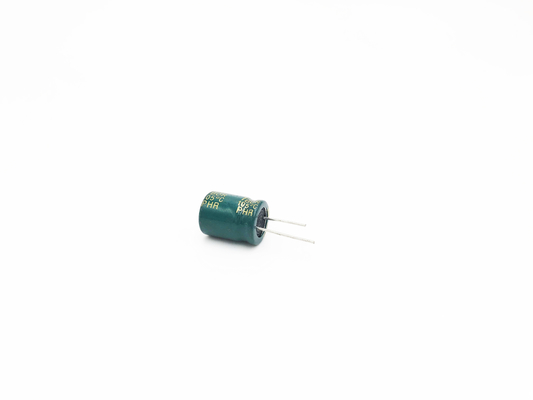 5000 ore di 100UF80V LED di condensatore 10X20MM ISO14001 della luce