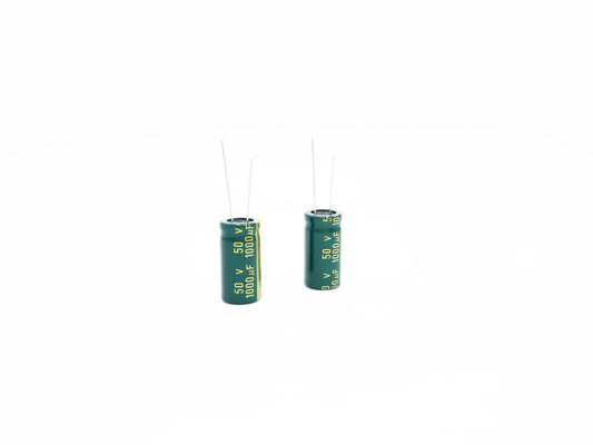 condensatore 1000 uF ad alta frequenza della luce di 13X25mm LED un condensatore da 50 volt
