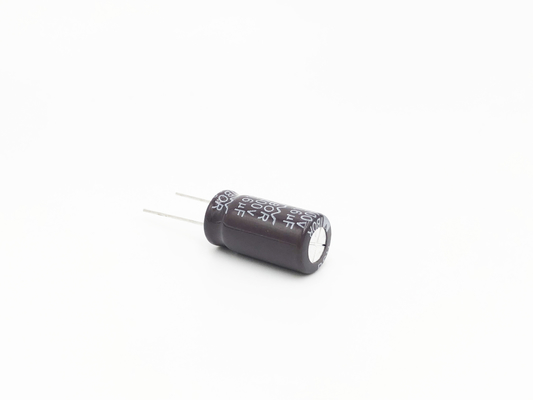 Alto condensatore della corrente ondulata 5.6UF400V 8000 ore di condensatore di lunga vita CFL