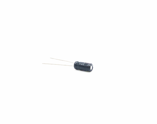 Circuiti ad alta temperatura del condensatore miniatura di 1UF25V 5X11MM