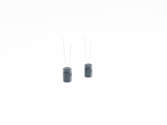 ISO14001 condensatore miniatura 47UF 63V 8X12MM Al Electrolytic Capacitor