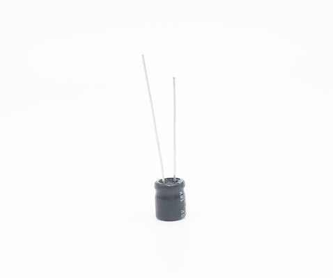 Condensatore miniatura 220UF16V 6.3X11mm del cavo radiale