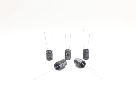 Condensatore elettrolitico di alluminio CFL 10UF 250V di ISO9001 10X13MM