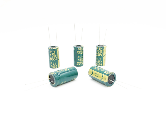 Condensatore 13x16mm di capacità elevata PHR 47uf 200v per la luce del LED