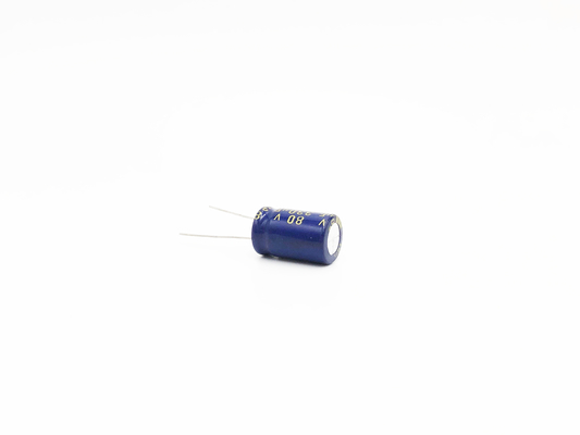 condensatore elettrolitico radiale 470UF80V di 16x20MM