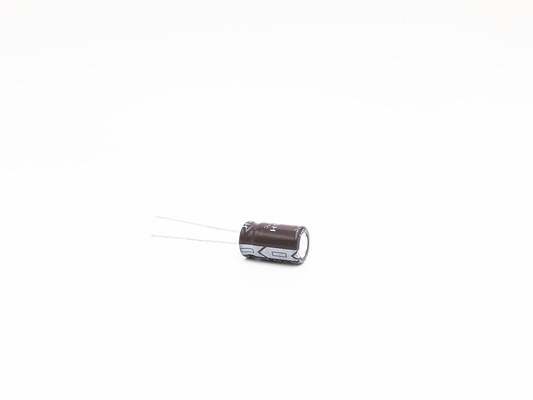 2.2UF400V alti condensatori elettrolitici ad alta tensione della corrente ondulata del condensatore 8X12mm