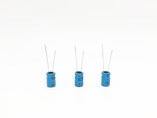 condensatore 8x12mm di amp dell'automobile 220uF25V per i circuiti di inversione di polarità